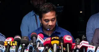 জুলাই শহীদ স্মৃতি ফাউন্ডেশনের সিইওর পদ ছাড়লেন স্নিগ্ধ